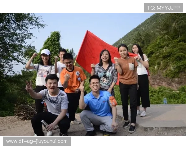 临朐足球领队带领青年队勇夺赛季冠军展现团队凝聚力量 临朐足球领队带领青年队勇夺赛季冠军展现团队凝聚力量